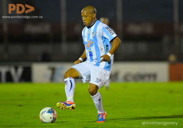 romario-acuna-cerro.jpg