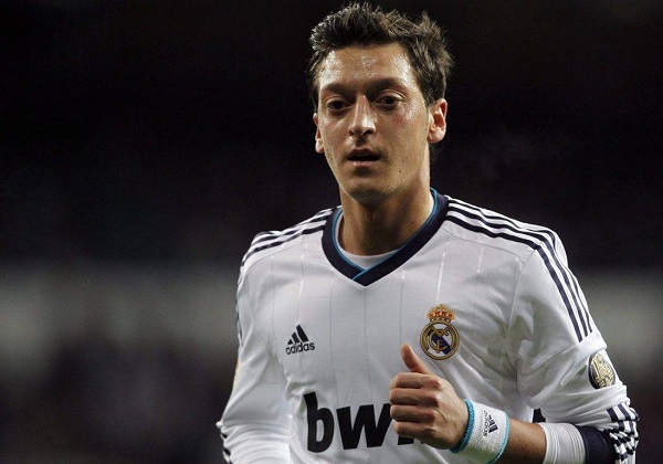 mesut-ozil-real-image.jpg