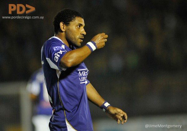 defensor-nico-olivera.jpg