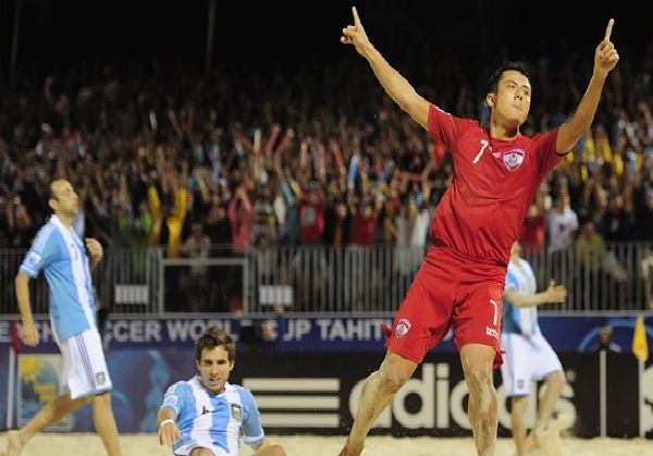 tahiti-vs-argentina-futbol-playa.jpg