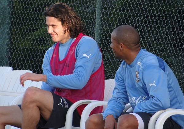 cavani-sanchez.jpg