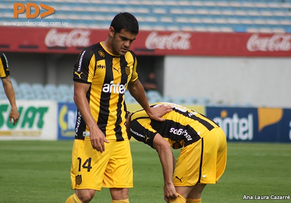 El Nacional le arrebata el Apertura al Peñarol, que empató con el Danubio