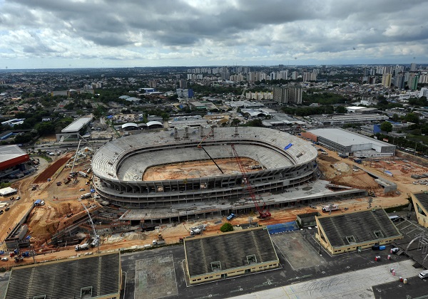 10-07-13-arena-da-amazonia-alfredo-fernandes-3.jpg