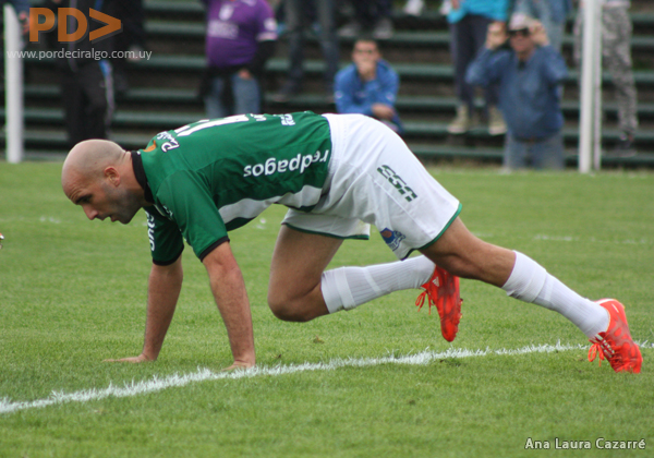 pablo-lacoste-arcing-en-pose-rara.jpg