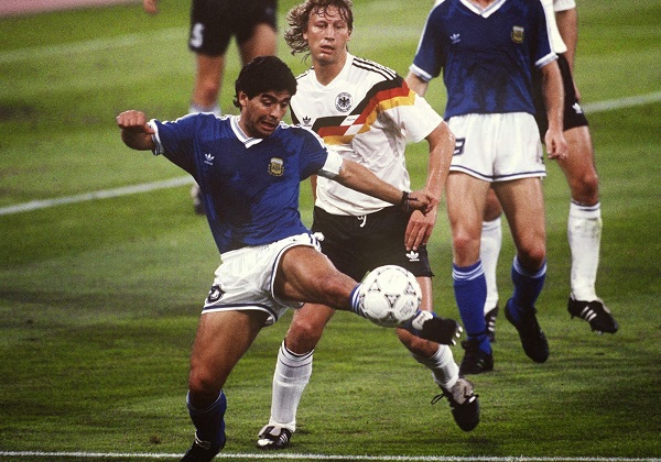 maradona.jpg