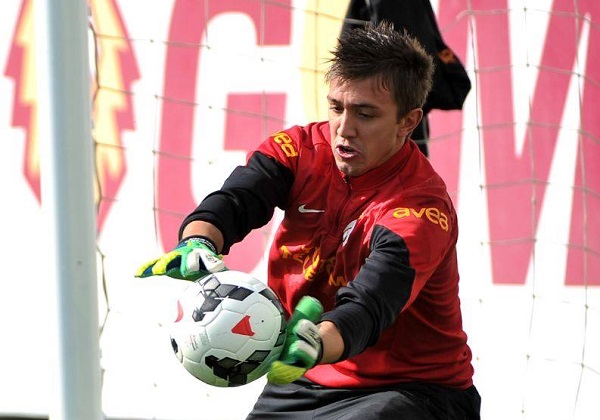 muslera.jpg
