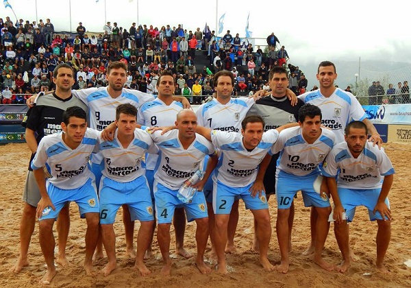 futbol-playa-san-luis.jpg